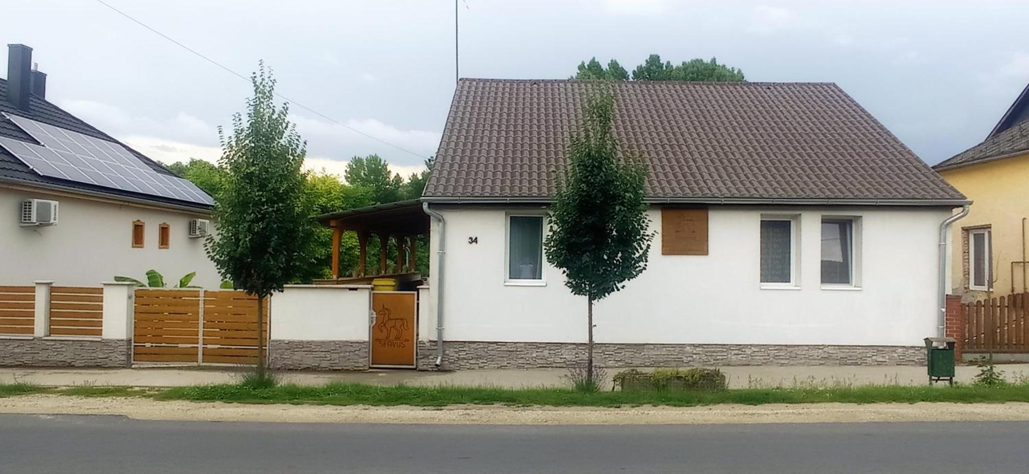 Servus Vendeghaz Lengyeltoti Buitenkant foto